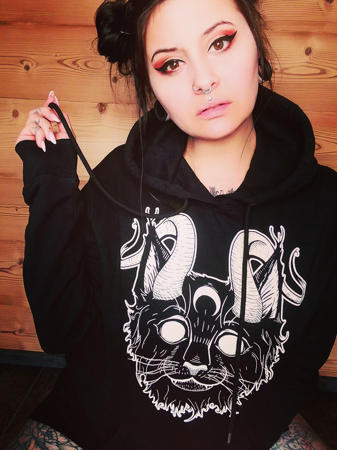 Sweat chat occulte Cynthia