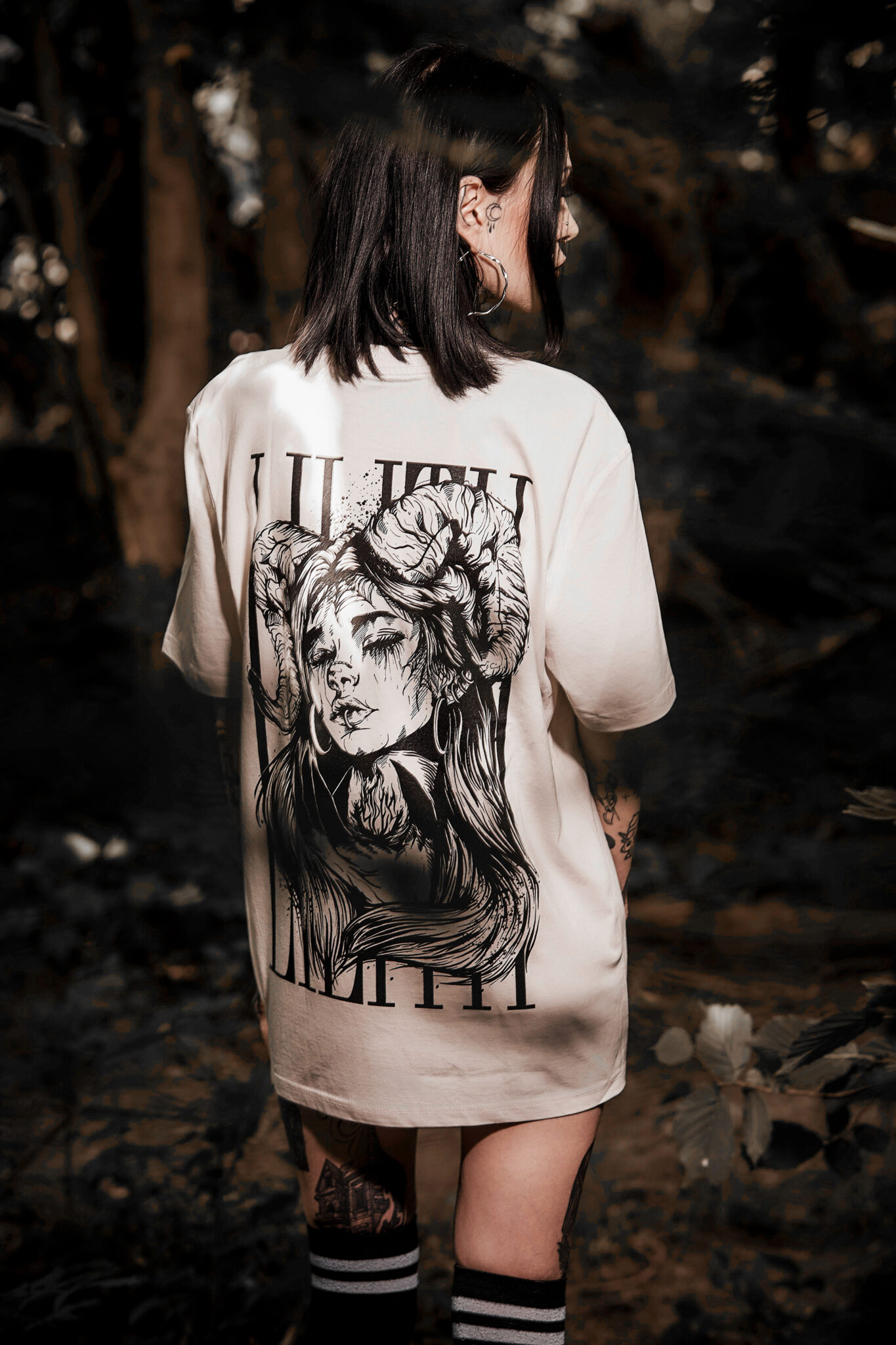 T-shirt Lilith